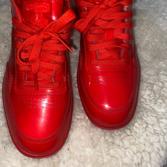 Cardi B Reebok sneakers - Picture 6 of 8